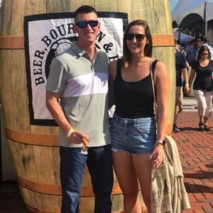 Meet your Posher, Caitlin